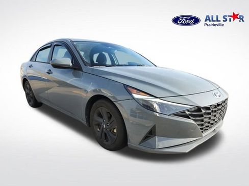 Used 2022 Hyundai Elantra SEL FWD image 1