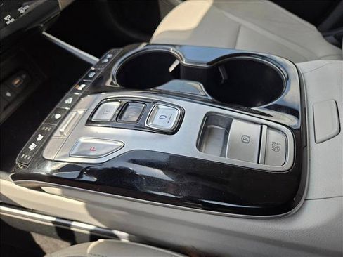 Used 2022 Hyundai Tucson Limited FWD image 15