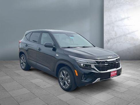 Used 2026 Kia Seltos LX AWD/4WD image 8