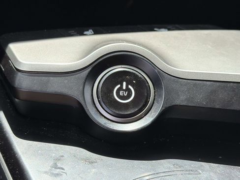 Used 2025 Kia EV6 Light image 16