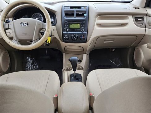 Used 2010 Kia Sportage LX image 8
