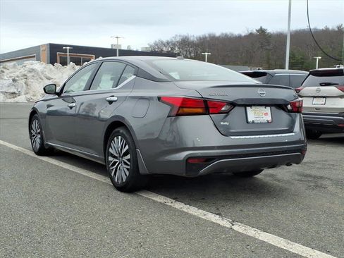 Used 2023 Nissan Altima 2.5 SV image 6
