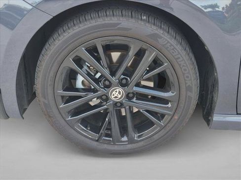 Used 2026 Toyota Camry SE w/ Convenience Package FWD image 9