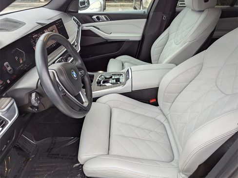 Certified 2024 BMW X5 sDrive40i w/ Premium Package image 11