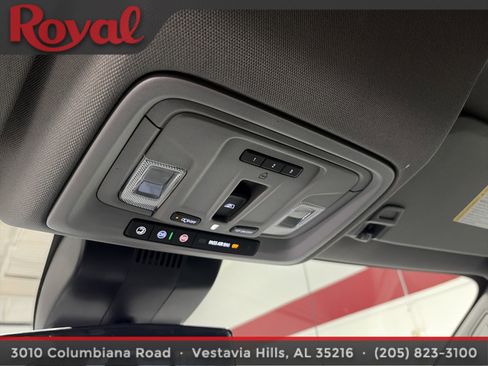 Used 2024 Chevrolet Silverado 1500 LT Trail Boss w/ Convenience Package II image 29