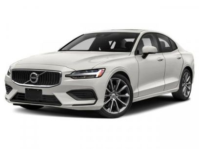 Used 2021 Volvo S60 T5 Momentum w/ Premium Package