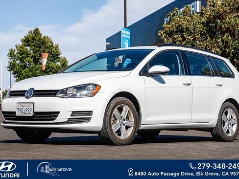 Used 2015 Volkswagen Golf TDI S FWD image 1