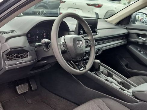 Used 2025 Honda Accord LX image 15