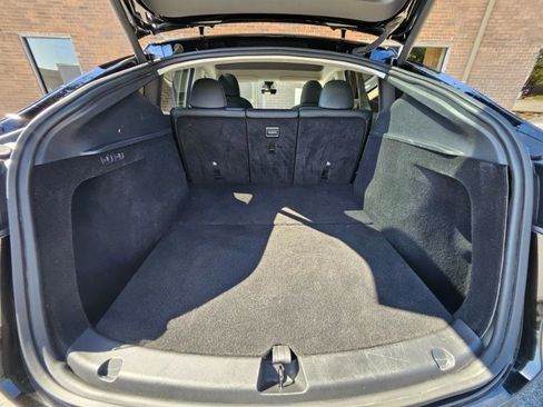 Used 2023 Tesla Model Y Long Range AWD/4WD image 63