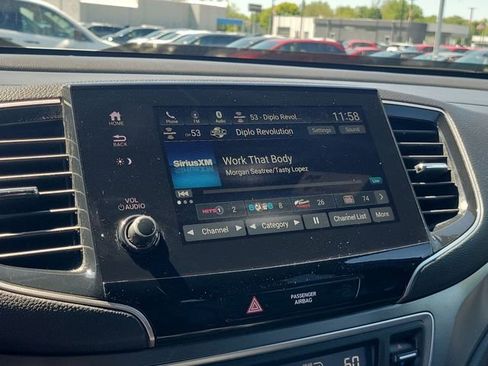 Used 2023 Honda Passport EX-L image 22