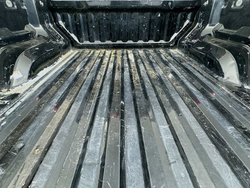 Used 2023 Chevrolet Colorado W/T image 49