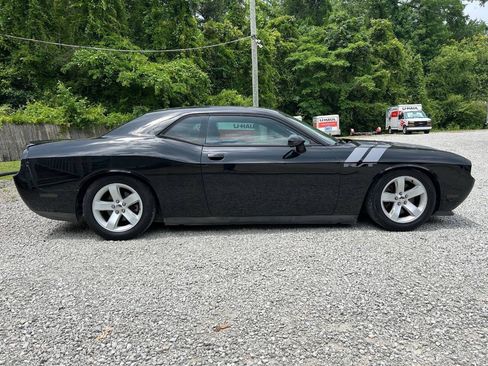 Used 2012 Dodge Challenger R/T w/ Electronics Convenience Group RWD image 6