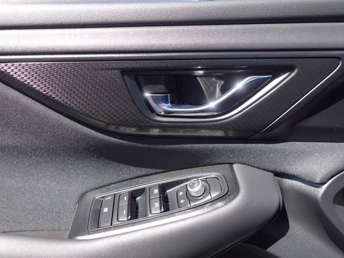 Certified 2025 Subaru Outback Premium AWD/4WD image 11