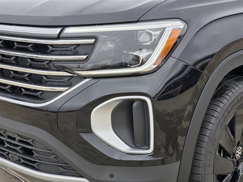 New 2026 Volkswagen Atlas SE image 6