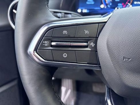 Used 2025 Chevrolet Equinox LT image 18