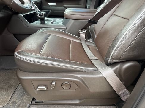 Used 2023 GMC Sierra 1500 Denali w/ Technology Package AWD/4WD image 18