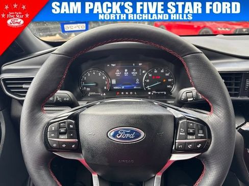 Used 2024 Ford Explorer ST-Line w/ Class IV Trailer Tow Package RWD image 6