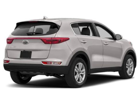 Used 2019 Kia Sportage LX w/ LX Popular Package FWD image 2