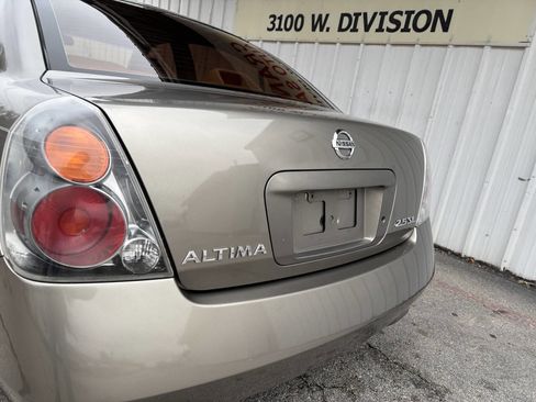 Used 2003 Nissan Altima 2.5 SL image 9