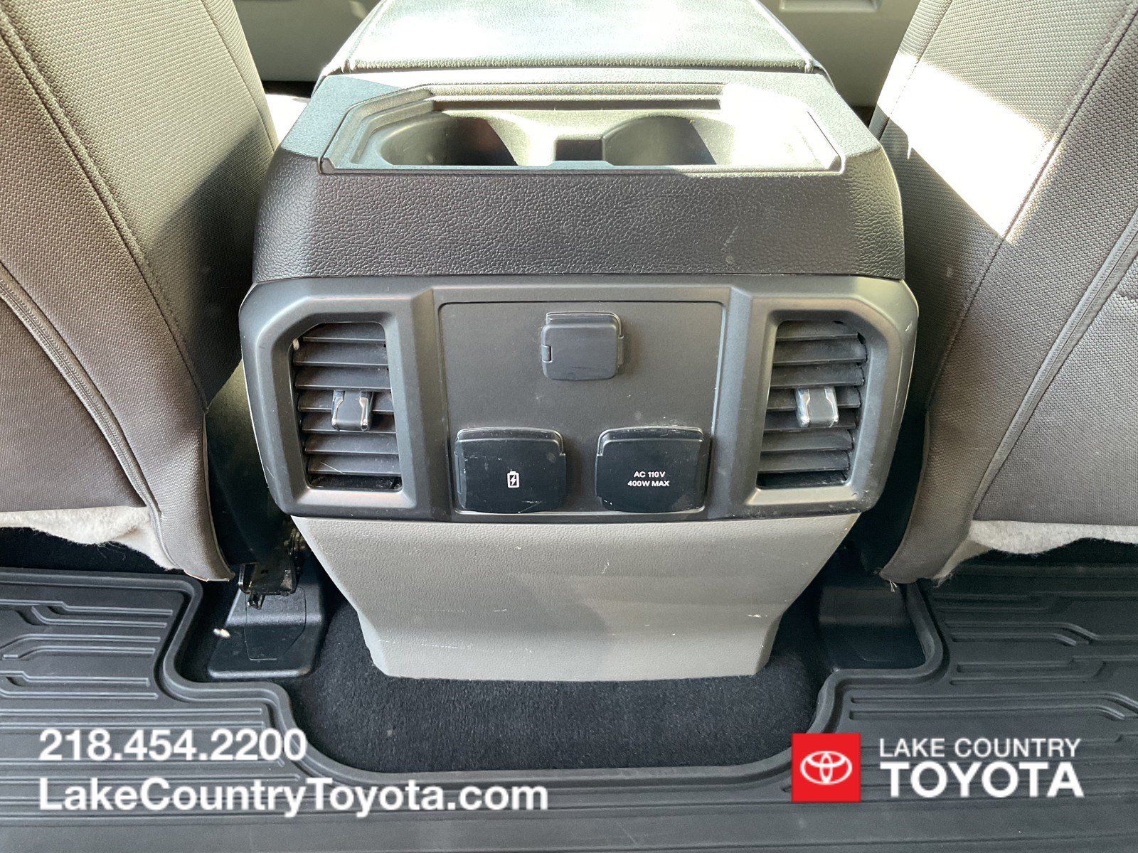 Used 2020 Ford F350 XLT w/ XLT Premium Package AWD/4WD image 14