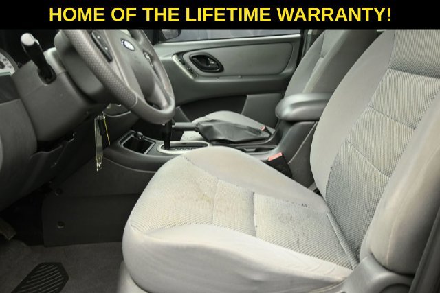 Used 2005 Ford Escape XLT AWD/4WD image 14