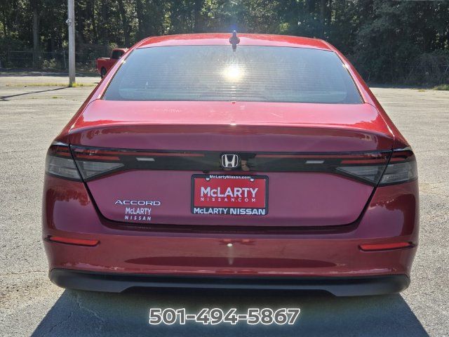 Used 2023 Honda Accord EX image 4