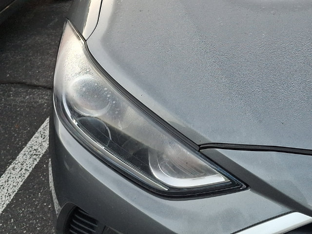Used 2018 Hyundai Elantra SE FWD image 5