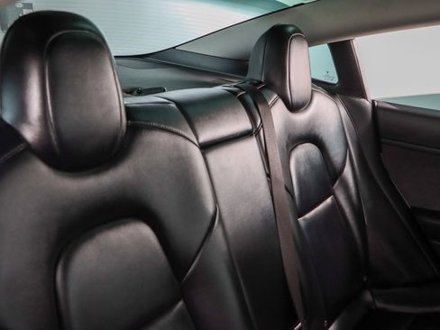 Used 2022 Tesla Model 3 Long Range image 25