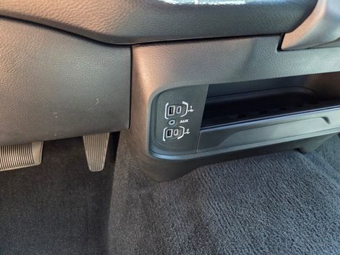 Used 2024 RAM 3500 Big Horn w/ Night Edition AWD/4WD image 37