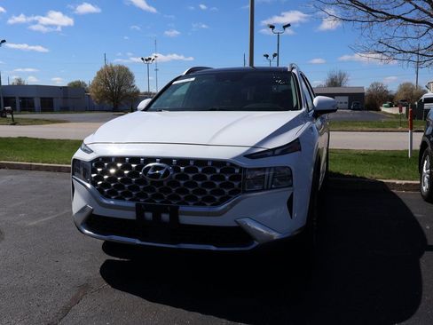 Used 2023 Hyundai Santa Fe SEL w/ Premium Package image 11