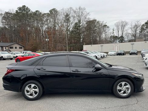 Used 2021 Hyundai Elantra SE w/ Cargo Package image 8