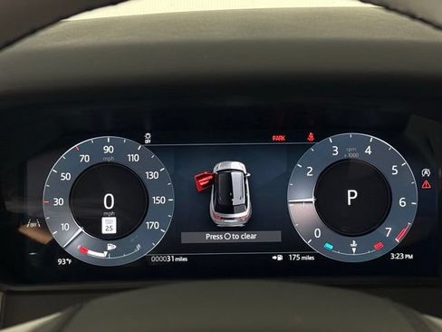 Used 2026 Land Rover Range Rover Velar Dynamic SE AWD/4WD image 23