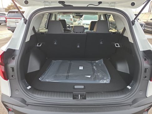 New 2026 Kia Seltos LX image 8