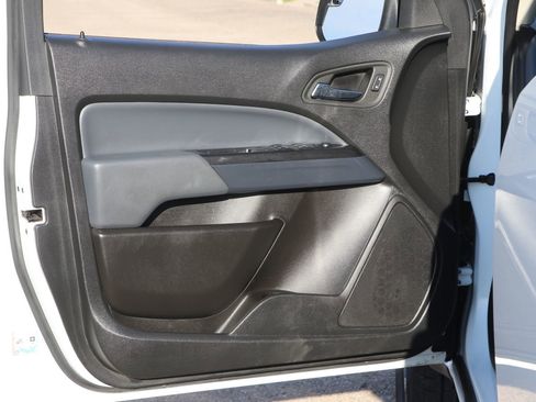 Used 2022 Chevrolet Colorado Z71 image 10