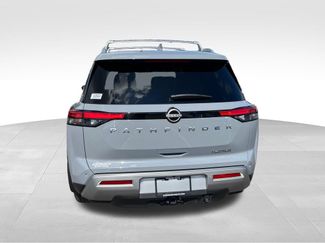 Used 2025 Nissan Pathfinder Platinum w/ Cargo Package FWD video 4