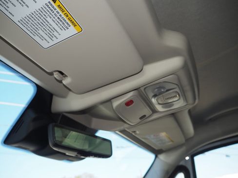 New 2025 RAM ProMaster 3500 w/ Roll-Up Rear Door Package image 18