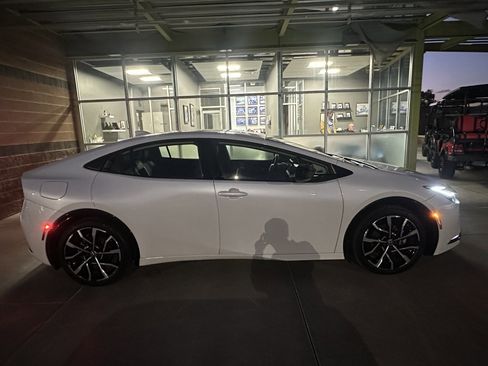Used 2024 Toyota Prius Prime image 7