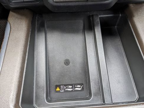 Used 2022 GMC Sierra 1500 Denali w/ Denali Premium Package image 38