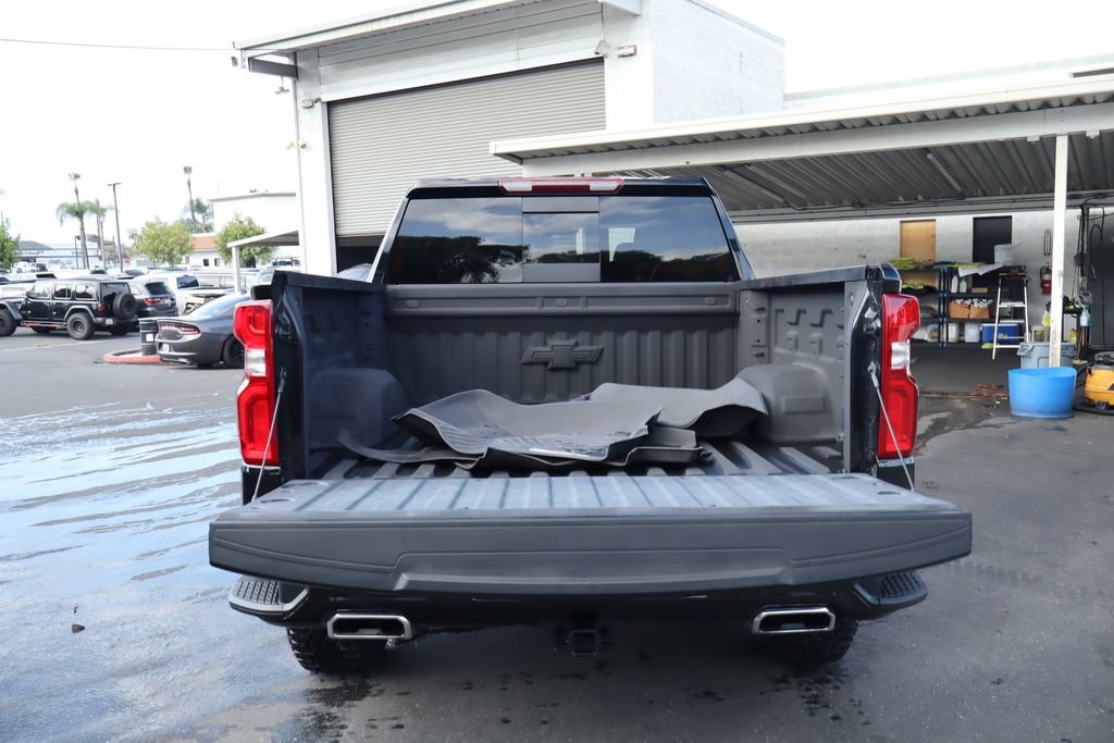 Used 2024 Chevrolet Silverado 1500 LT Trail Boss w/ Convenience Package II AWD/4WD image 37