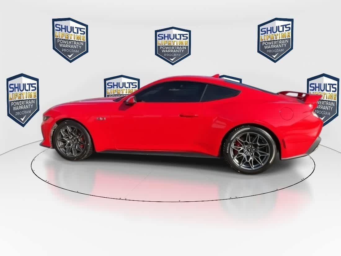 Used 2025 Ford Mustang GT Premium w/ GT Performance Package RWD image 5