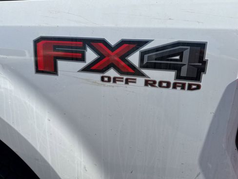 Used 2021 Ford F250 XL w/ Power Equipment Group image 5