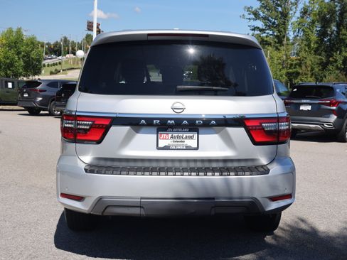 Used 2024 Nissan Armada SV RWD image 4