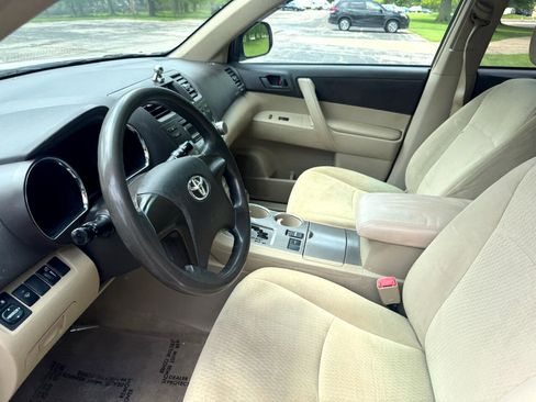 Used 2010 Toyota Highlander 2WD image 21