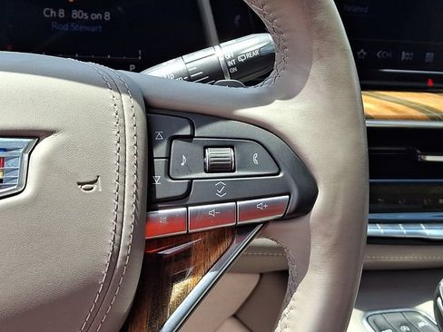 Used 2021 Cadillac Escalade Premium Luxury Platinum w/ Heavy-Duty Trailer Package AWD/4WD image 22