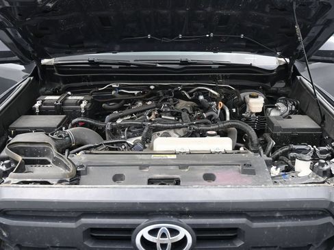 Used 2024 Toyota Tacoma TRD Off-Road AWD/4WD image 14