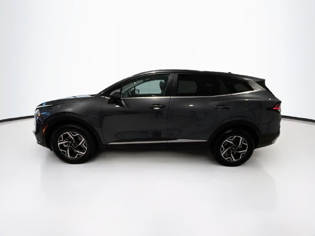 Used 2023 Kia Sportage LX AWD/4WD image 4
