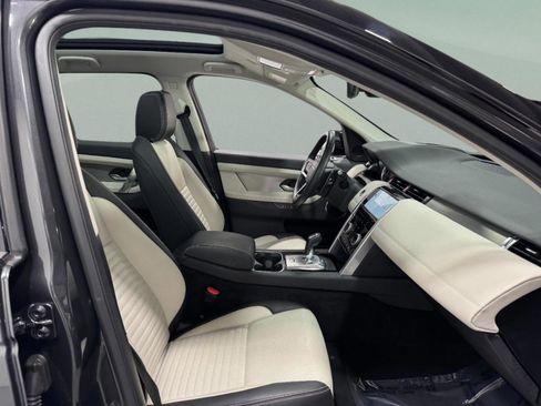 Used 2023 Land Rover Discovery Sport SE R-Dynamic image 18