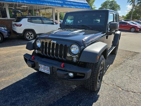 Used 2016 Jeep Wrangler Unlimited Rubicon image 1