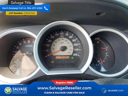 Used 2010 Toyota Tacoma 4x4 Double Cab image 2