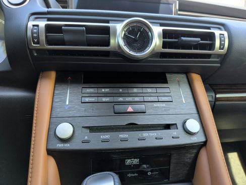 Used 2020 Lexus RC 350 w/ Premium Package image 17